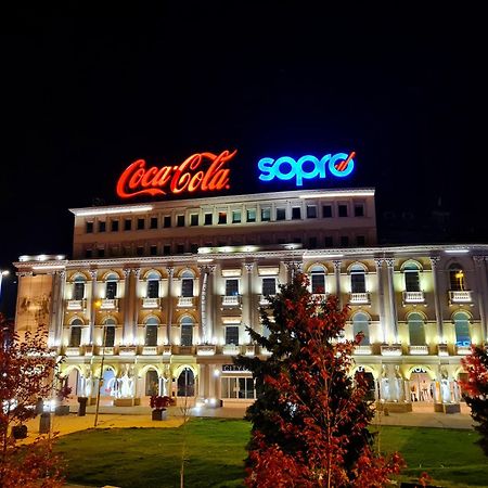Апартаменты Mika Square Скопье Экстерьер фото